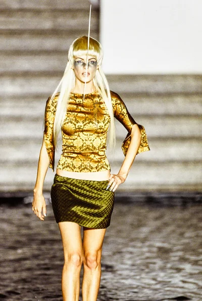 Look 17